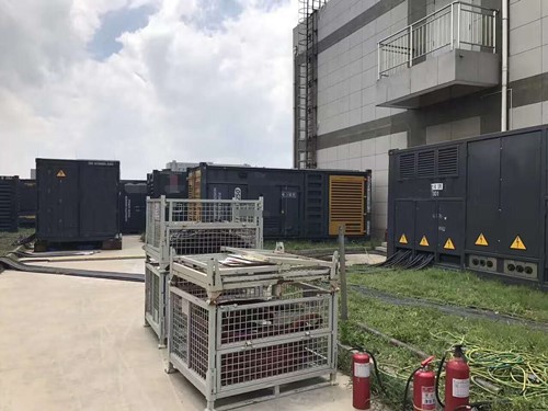 北塔除了定期检查，还有哪些方法可以及时发现接触式转速表探头的磨损？